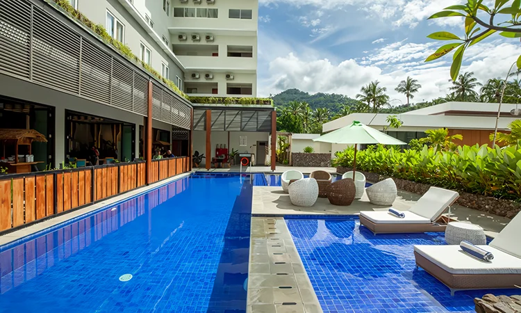POOL MONTANA